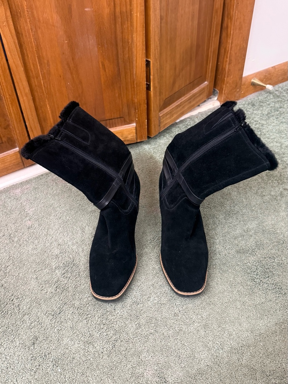 BARETRAPS LADIES Black Suede Mid-Calf Boots, BRAND NEW